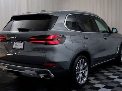 New 2026 BMW X5 xDrive50e image 19