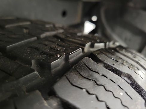 Used 2021 Ford Ranger XL w/ FX4 Off-Road Package image 11