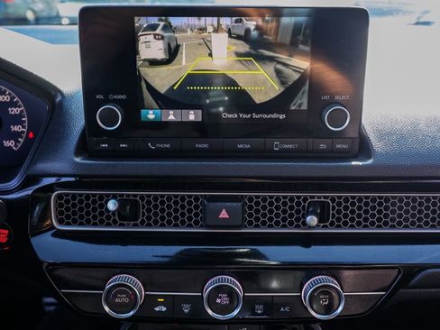 Used 2023 Honda Civic Sport image 29