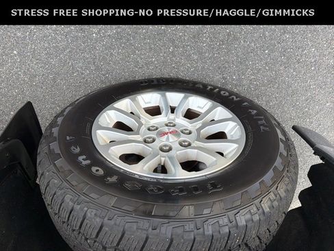 Used 2017 GMC Sierra 1500 SLE w/ SLE Preferred Package image 12