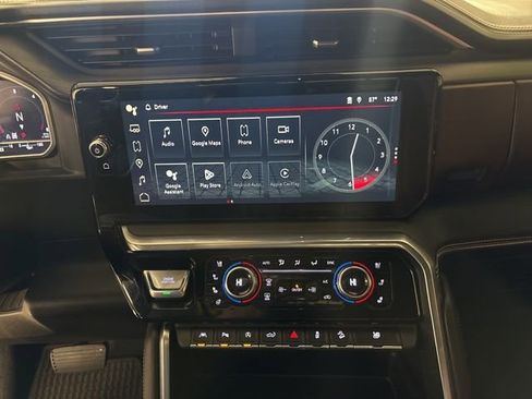 Used 2023 GMC Sierra 1500 Denali Ultimate image 14