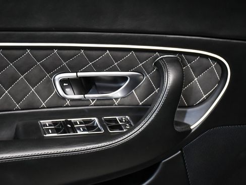 Used 2011 Bentley Continental GT Supersports image 12