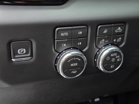 New 2026 GMC Sierra 1500 Denali w/ Denali Reserve Package AWD/4WD image 9