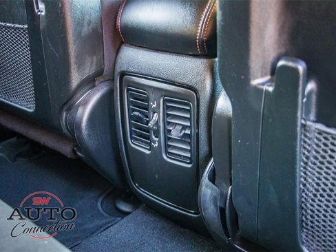 Used 2023 Dodge Durango GT image 11