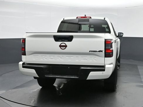 Used 2024 Nissan Frontier PRO-4X w/ Technology Package image 6