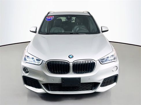 Used 2019 BMW X1 sDrive28i w/ M Sport Package image 2