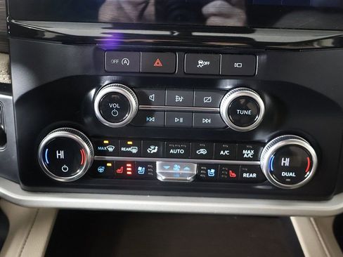 Used 2024 Ford Expedition Max Limited image 52