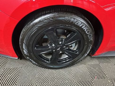 Used 2022 Ford Mustang Coupe RWD image 10