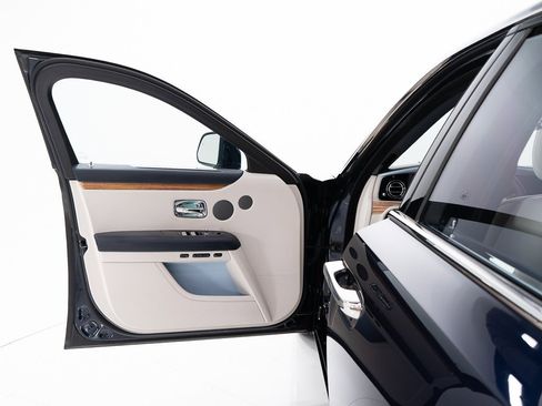 Certified 2022 Rolls-Royce Ghost image 11