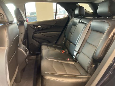 Used 2021 Chevrolet Equinox LT image 25