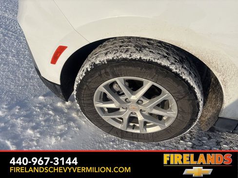 Used 2023 Chevrolet Equinox LT image 23