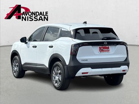 New 2026 Nissan Kicks S image 4