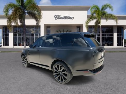 Used 2023 Land Rover Range Rover SE AWD/4WD image 10