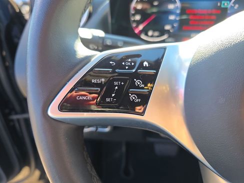 Certified 2025 Mercedes-Benz GLA 250 4MATIC image 26