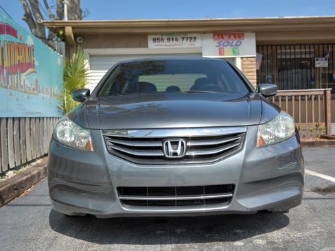 Used 2012 Honda Accord LX image 3