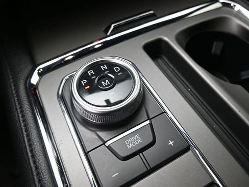 Used 2021 Ford Expedition XLT image 9