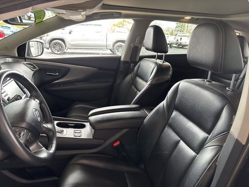 Used 2019 Nissan Murano Platinum image 8