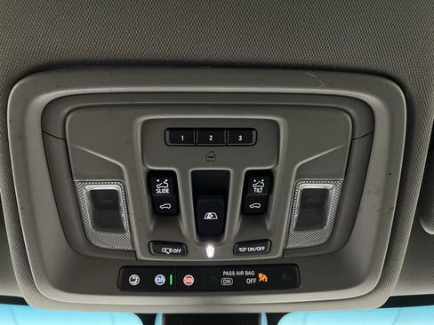 Used 2020 GMC Sierra 3500 Denali w/ Denali Ultimate Package image 43