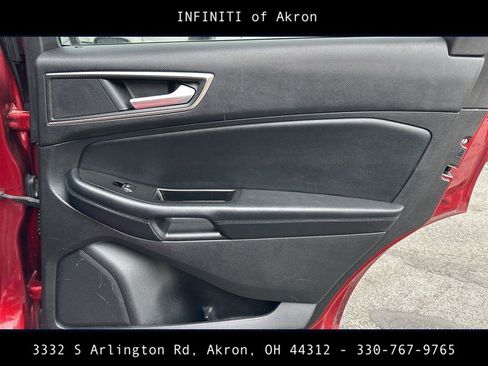 Used 2015 Ford Edge SEL w/ Equipment Group 201A image 29