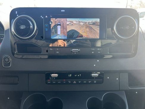 New 2025 Mercedes-Benz Sprinter 2500 image 19