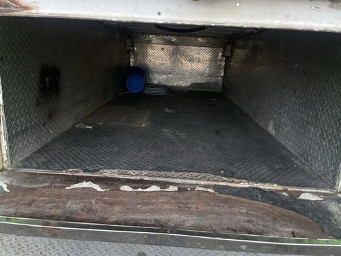 Used 2005 Ford F450 2WD SuperCab Super Duty image 15