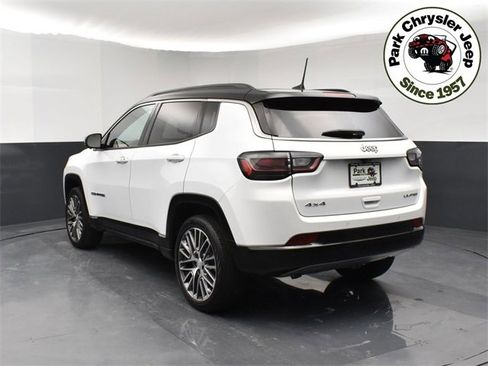 Used 2024 Jeep Compass Limited w/ Elite Group image 4