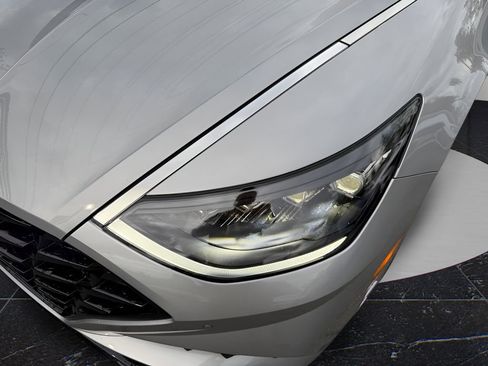 Used 2023 Hyundai Sonata Limited FWD image 11