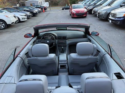 Used 2004 BMW M3 Convertible image 26