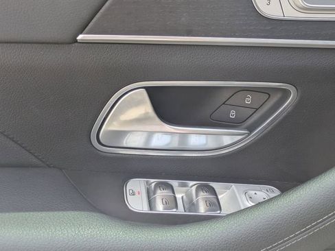 Used 2025 Mercedes-Benz GLE 350 4MATIC image 12