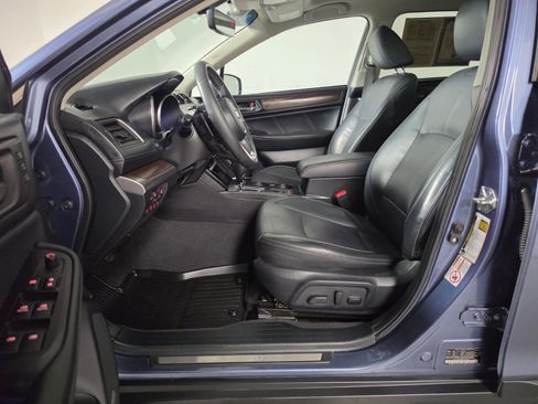 Used 2018 Subaru Outback 2.5i Limited image 15