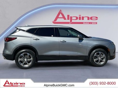 Used 2023 Chevrolet Blazer LT AWD/4WD image 4