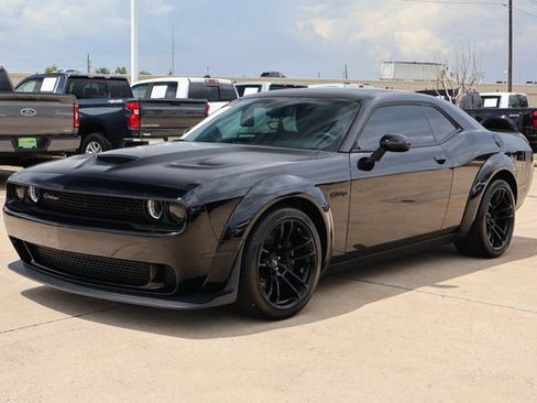 Used 2023 Dodge Challenger R/T Scat Pack RWD image 3