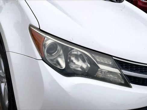 Used 2014 Toyota RAV4 XLE image 25