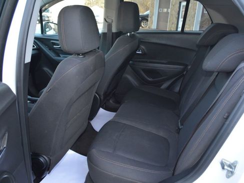 Used 2019 Chevrolet Trax LS w/ Tint and Cruise Package image 10