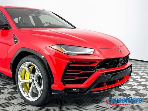 Used 2020 Lamborghini Urus image 54