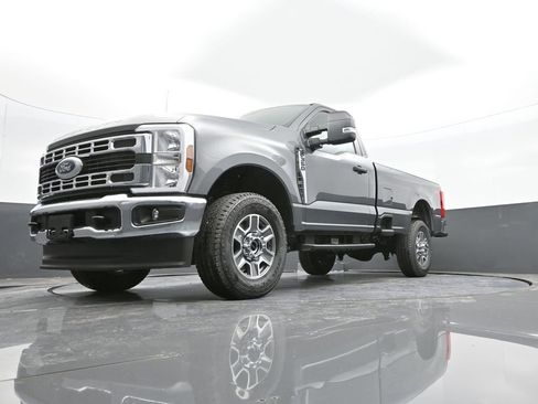 New 2025 Ford F350 XLT image 45