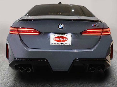 New 2026 BMW M5 w/ Carbon Package image 4