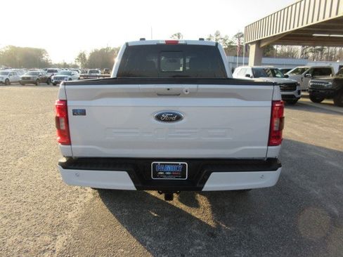 Used 2022 Ford F150 XLT w/ Equipment Group 302A High AWD/4WD image 4
