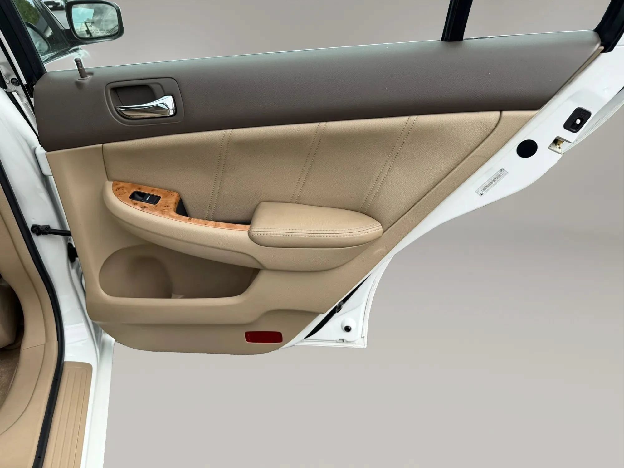 Used 2004 Honda Accord EX image 44
