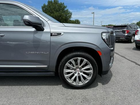 Used 2022 GMC Yukon XL Denali AWD/4WD image 47