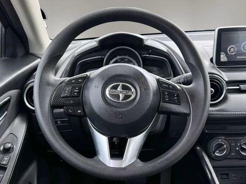 Used 2016 Scion iA image 11