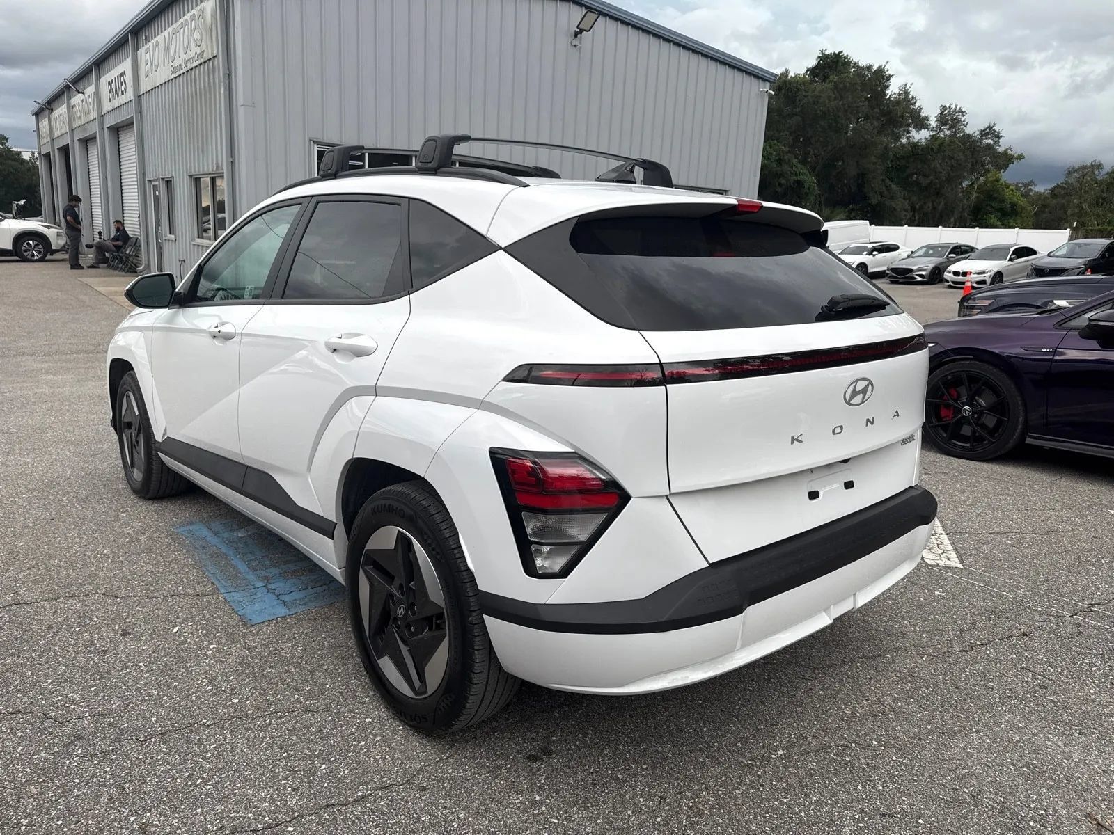 Used 2024 Hyundai Kona SEL FWD image 8