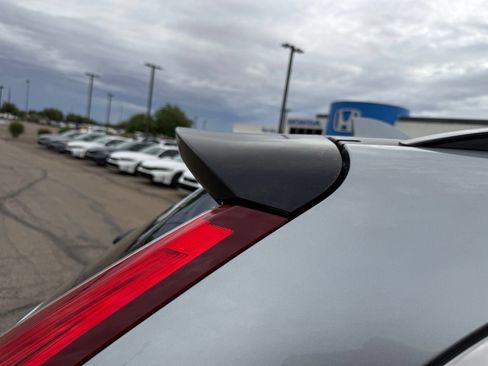 Used 2017 Honda CR-V LX image 6