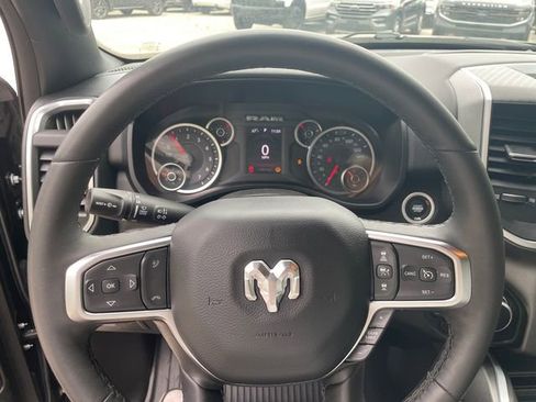 Used 2025 RAM 1500 Big Horn AWD/4WD image 30