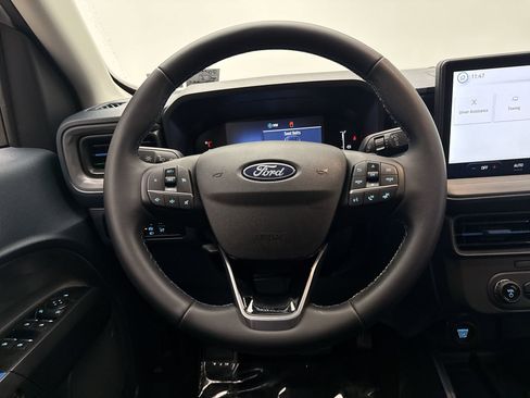 Used 2025 Ford Maverick Lobo image 12