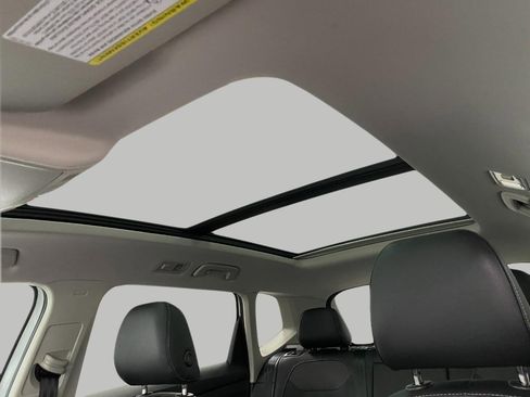 New 2026 Volkswagen Taos SE image 27