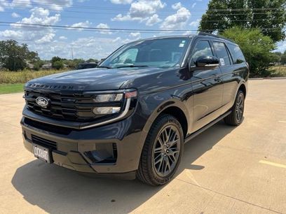 New 2027 Ford Expedition Platinum w/ Stealth Appearance Package