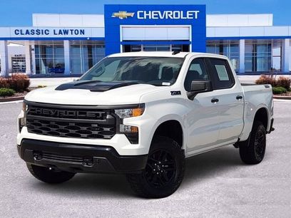 New 2026 Chevrolet Silverado 1500 Custom Trail Boss w/ Dark Appearance Package