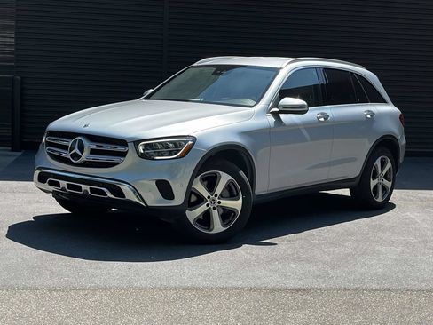 Used 2022 Mercedes-Benz GLC 300 4MATIC w/ Premium Package Lite image 1