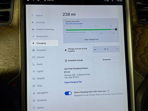 Used 2018 Tesla Model X 75D image 18